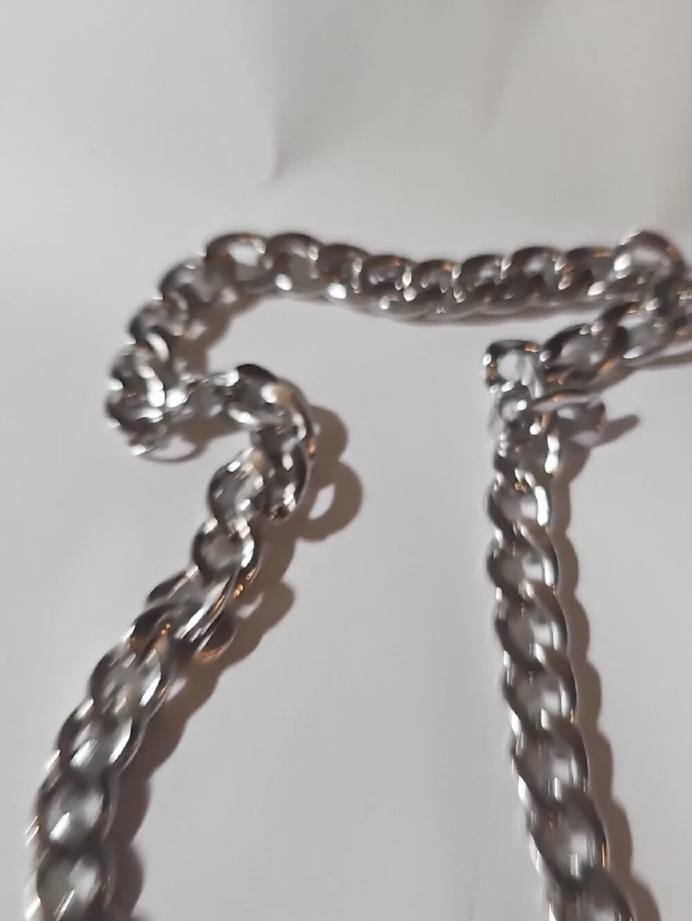 Polished Stainless Steel Chain 24